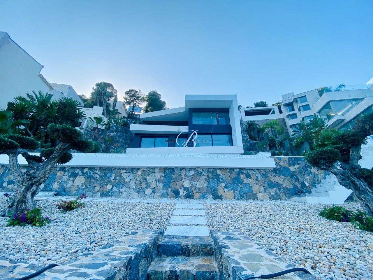 Villa in Javea