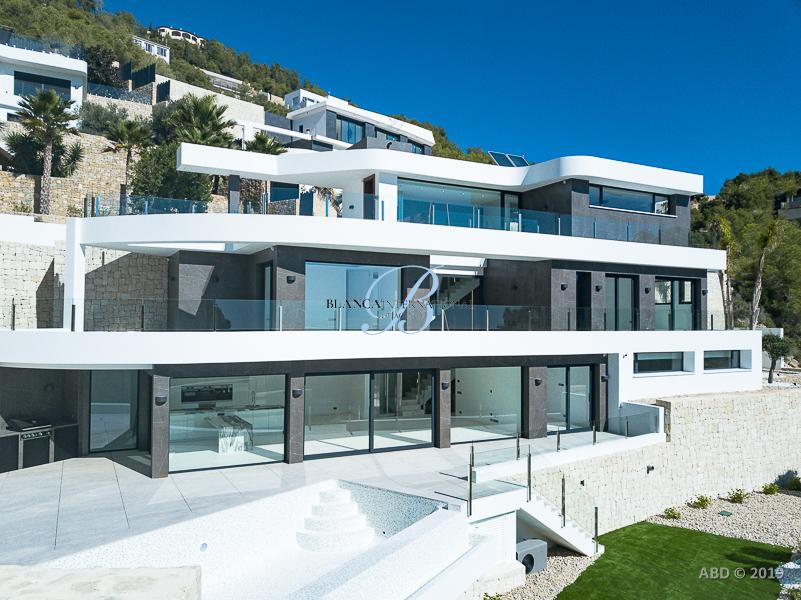 Villa in Benissa