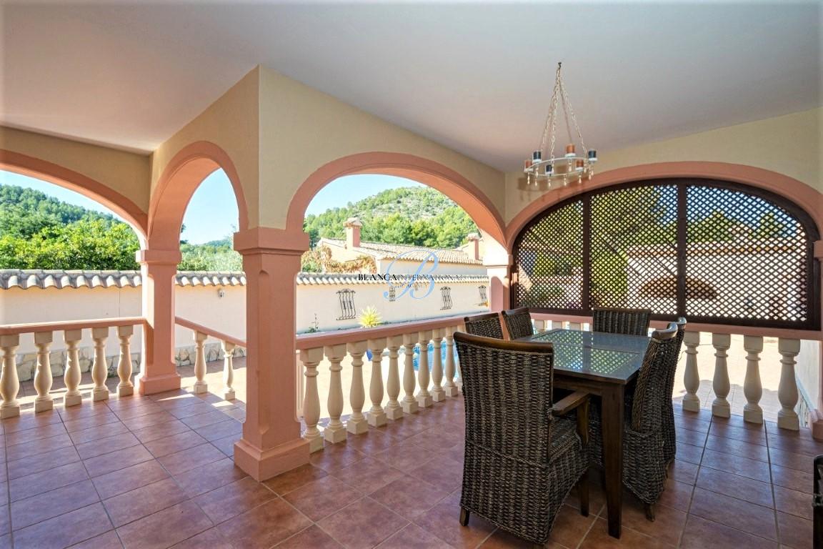 Villa in Jalon for sale in Alicante Costa Blanca Spain BI6060JAL