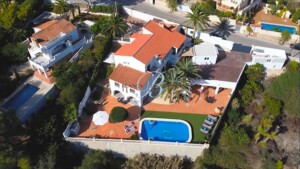 Sea view villa for sale in El Pinar de l´advocat in Moraira