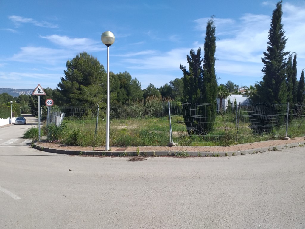 Plot in Javea