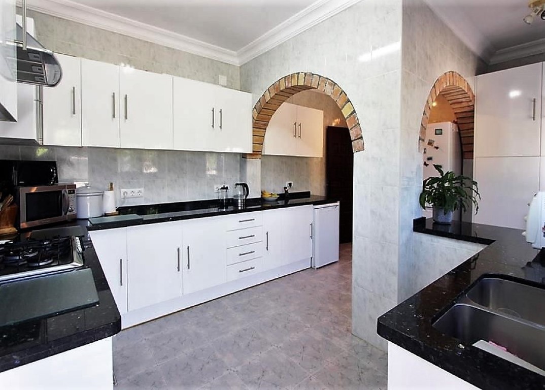 Villa in Parcent