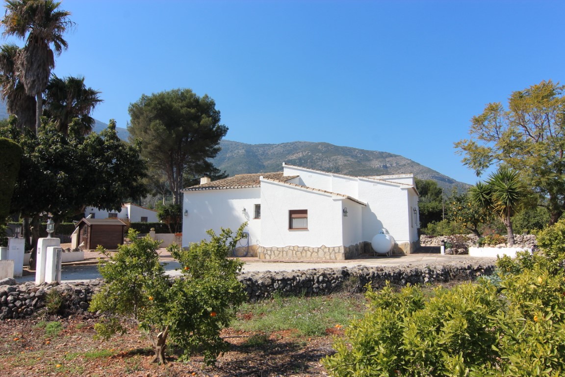 Villa in Parcent
