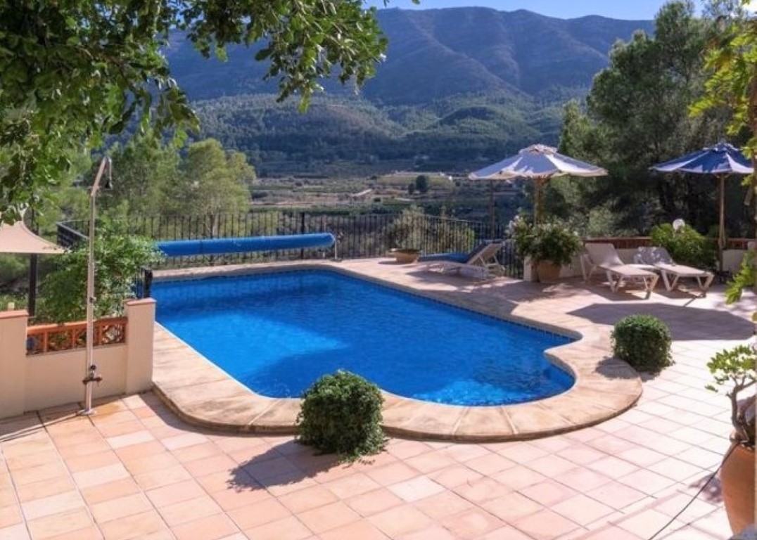 Villa in Parcent