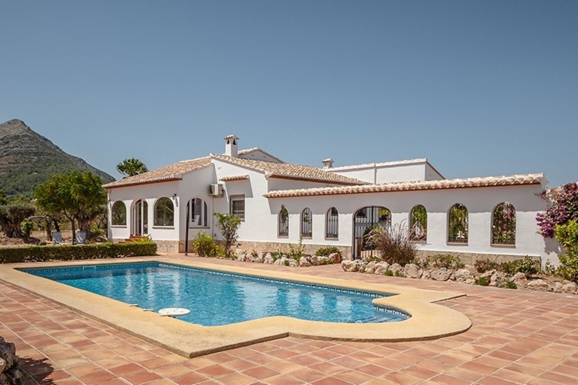 Villa in Murla