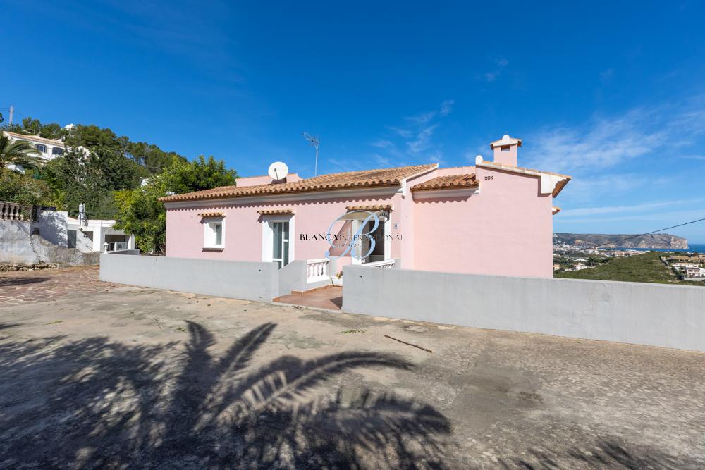 Villa in Javea