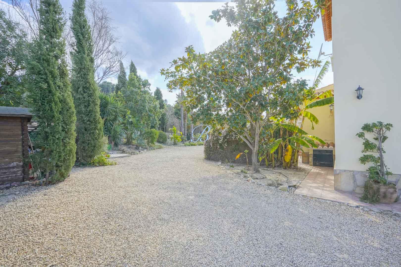 Villa in Benidoleig
